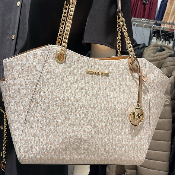 MICHAEL KORS 
Jet Set Travel Large Signature Chain Shoulder Tote Bag
Rose Gold - Picture 13 of 16